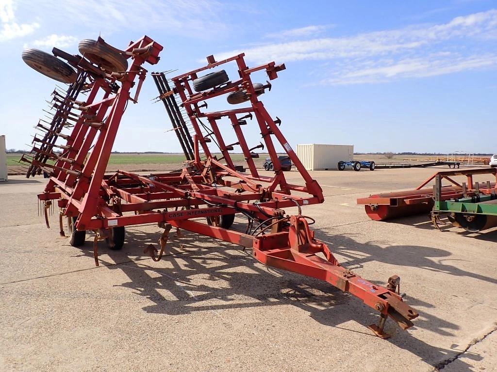 Image of Case IH 4800 Image 1