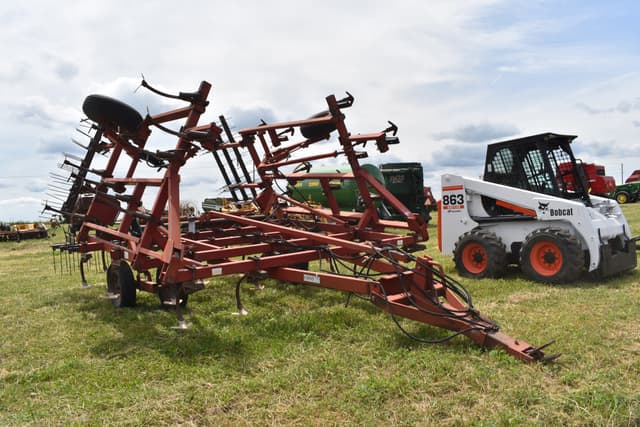 Image of Case IH 4800 equipment image 2