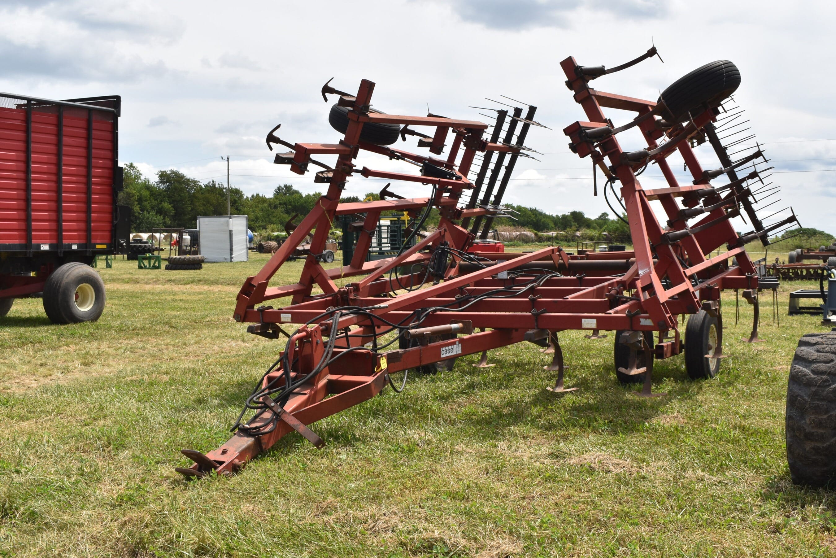 Case IH 4800 Equipment Image0