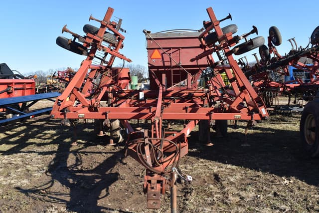 Image of Case 4800 equipment image 1