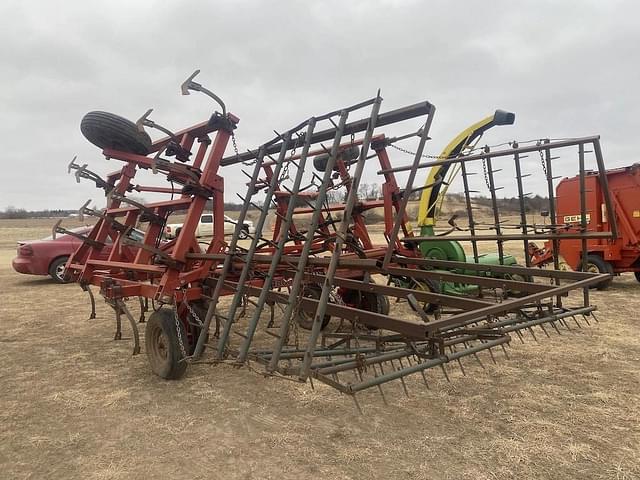 Image of Case IH 4800 equipment image 2