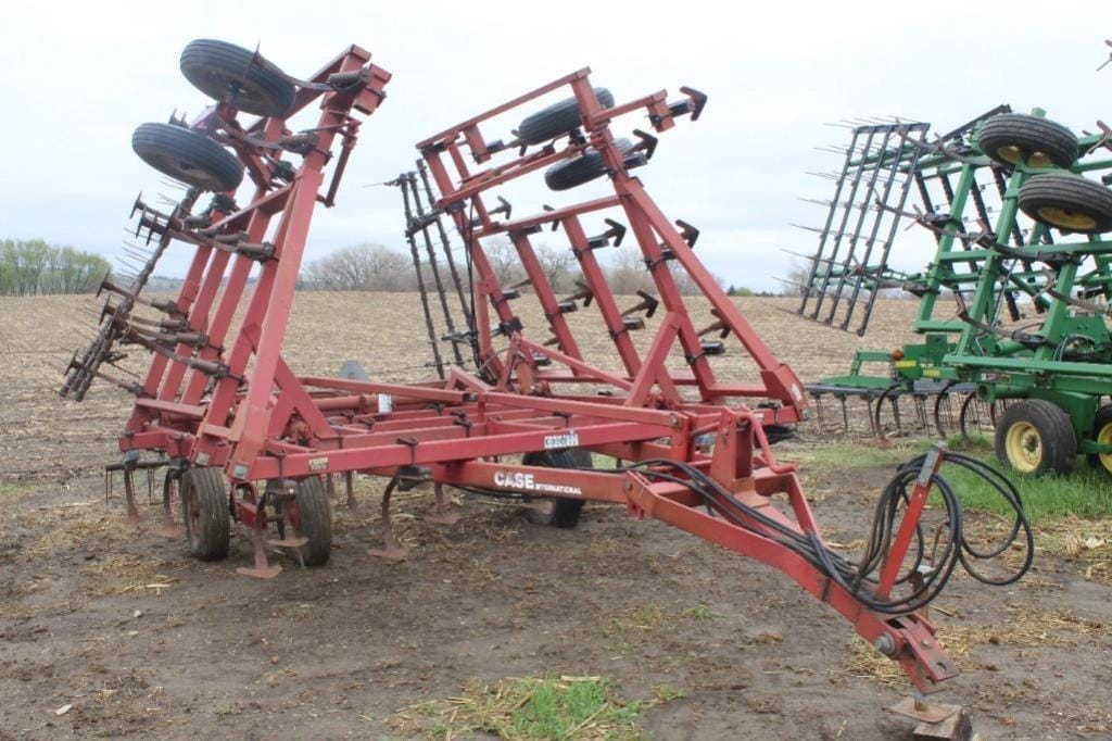 Case IH 4800 Equipment Image0