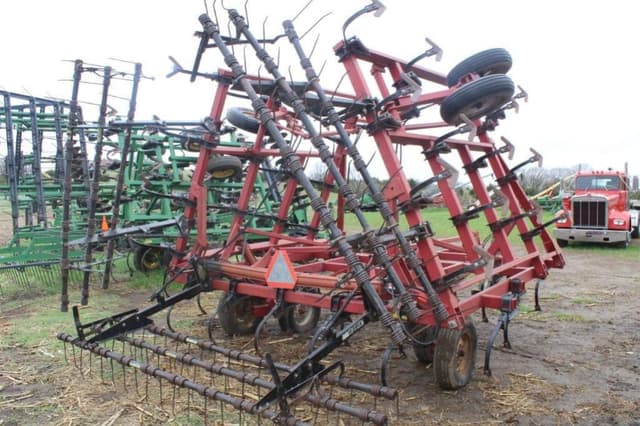 Image of Case IH 4800 equipment image 3