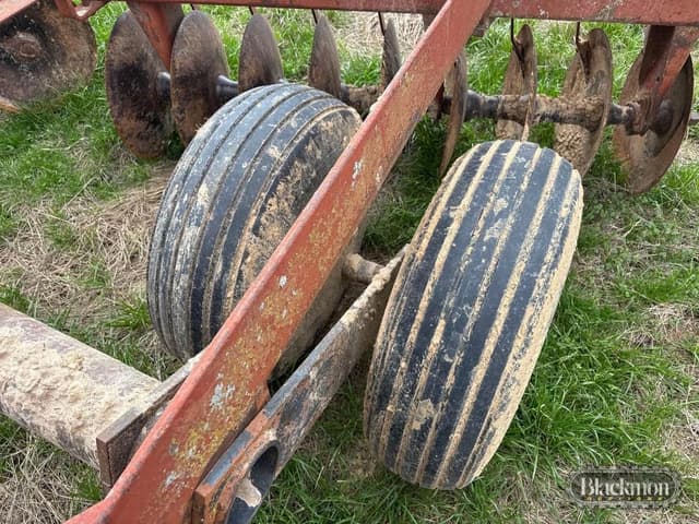 Image of Case IH 485 equipment image 4