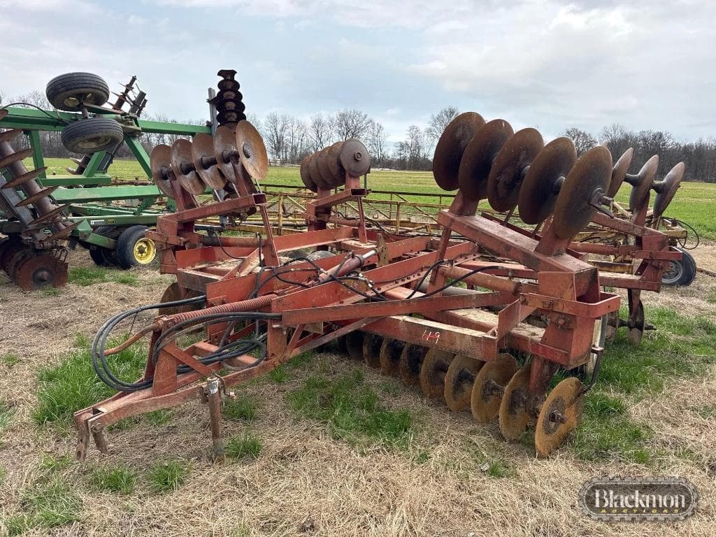 Image of Case IH 485 Primary image