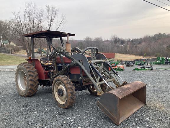 Image of Case IH 495 equipment image 1