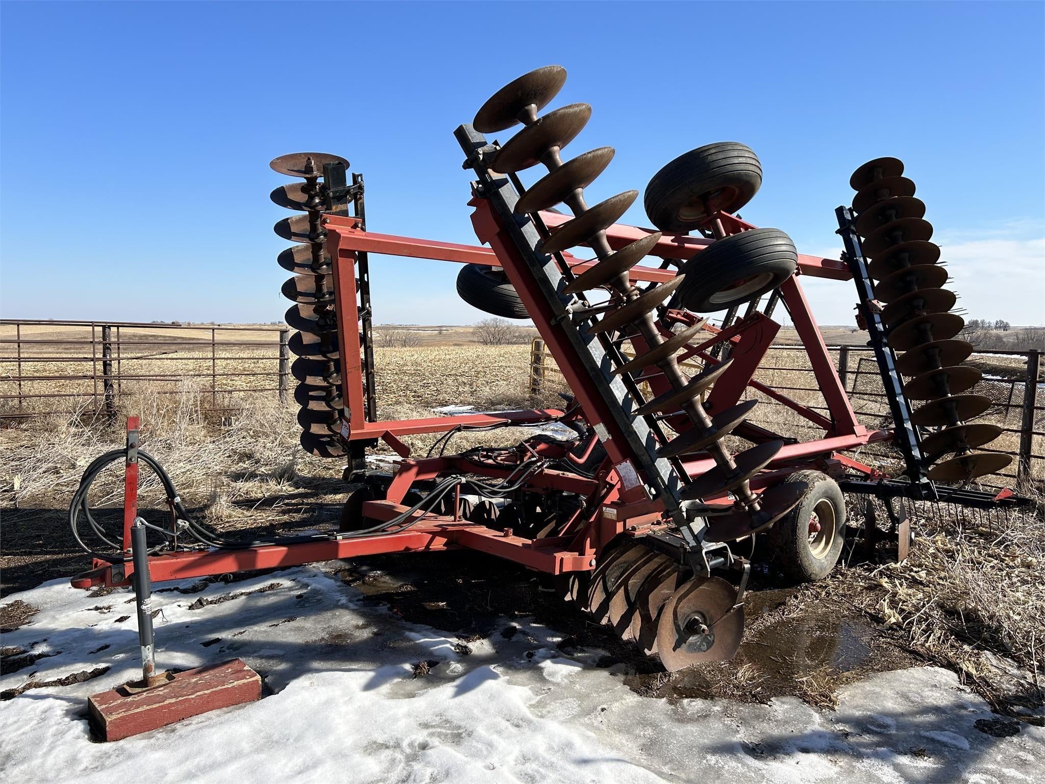 SOLD - CASE IH 496 Tillage with 30 ft | Tractor Zoom