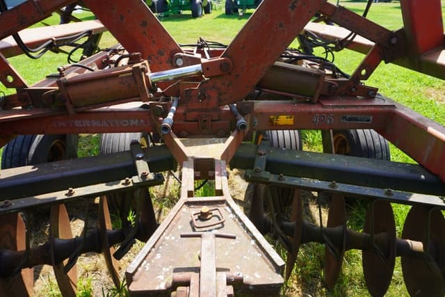 Image of Case IH 496 equipment image 4