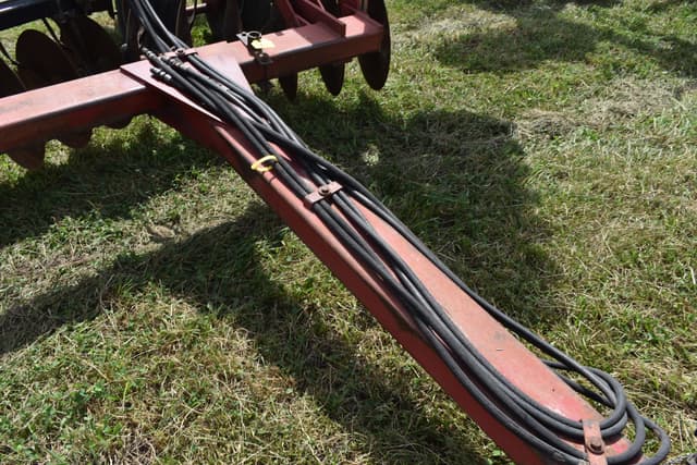 Image of Case IH 496 equipment image 4