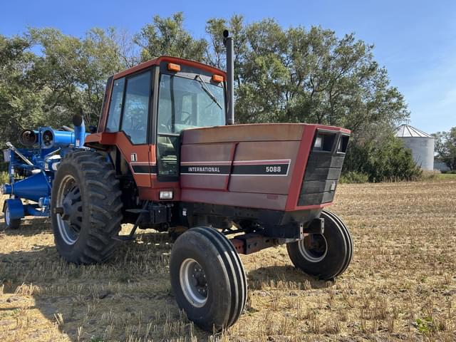 Image of International Harvester 5088 equipment image 2