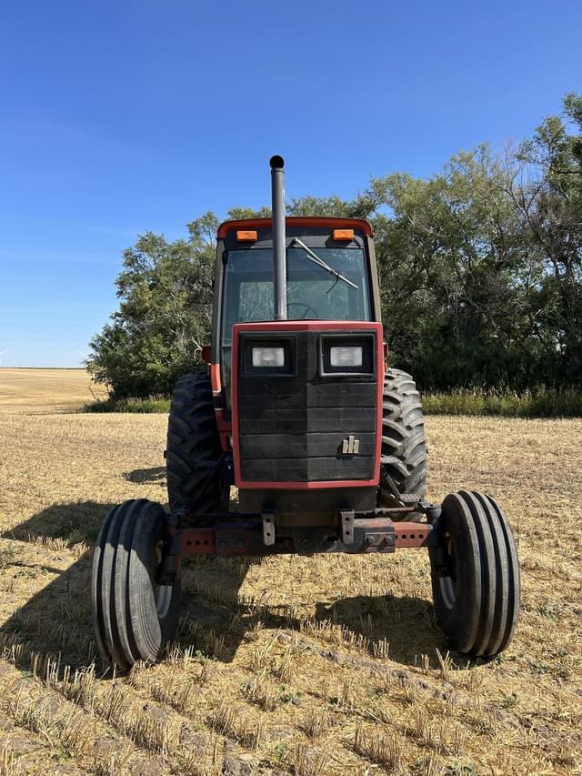 Image of International Harvester 5088 equipment image 1