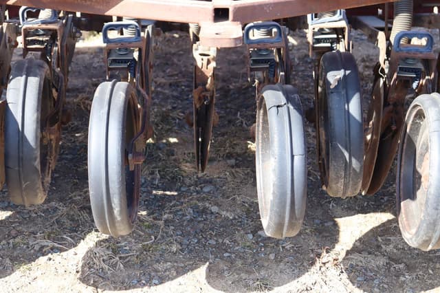 Image of Case IH 5100 equipment image 4