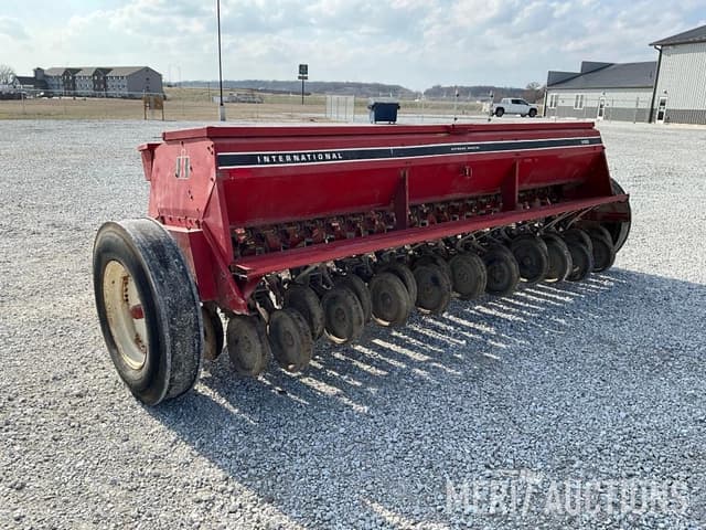 Image of Case IH 5100 equipment image 1