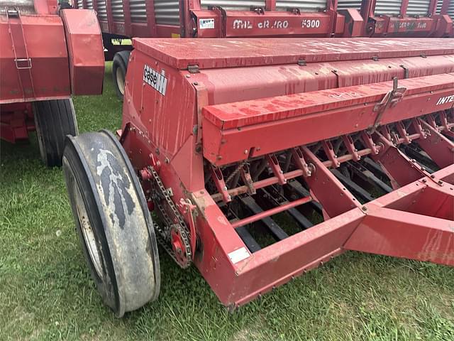 Image of Case IH 5100 equipment image 1