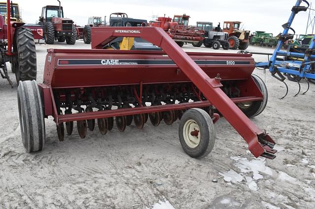 Image of Case IH 5100 equipment image 4