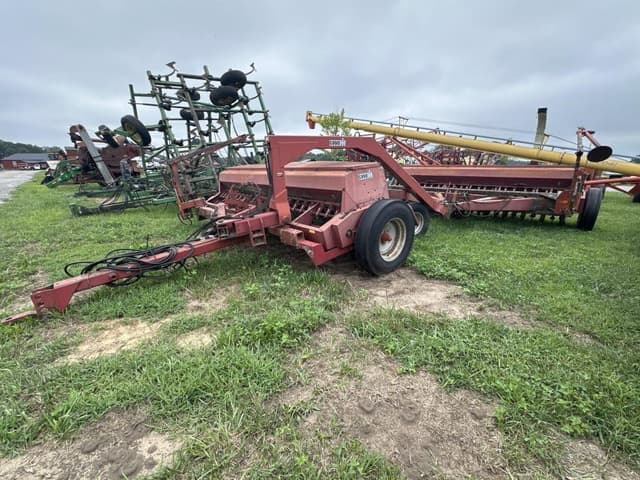 Image of Case IH 5100 equipment image 2
