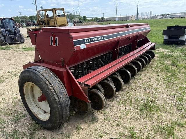 Image of Case IH 5100 equipment image 4