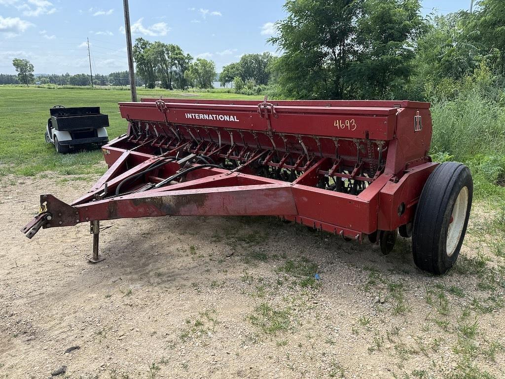 Image of Case IH 5100 Primary image