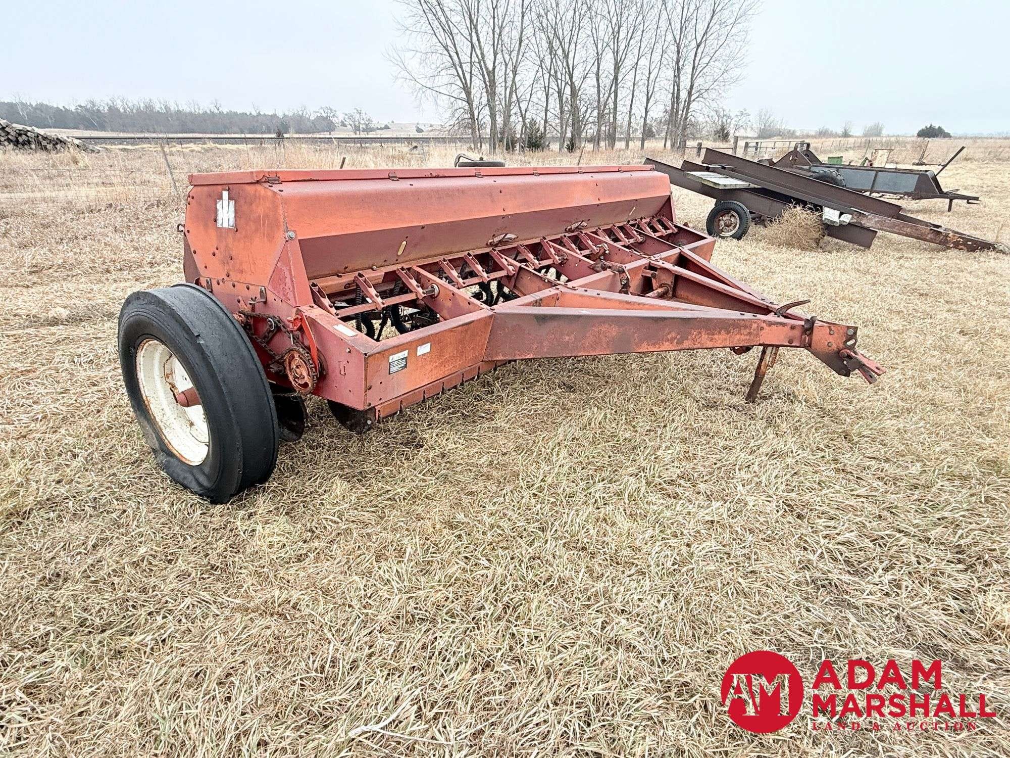 Case IH 5100 Equipment Image0