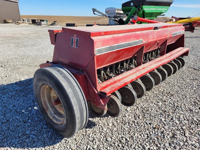 Image of Case IH 5100 equipment image 2