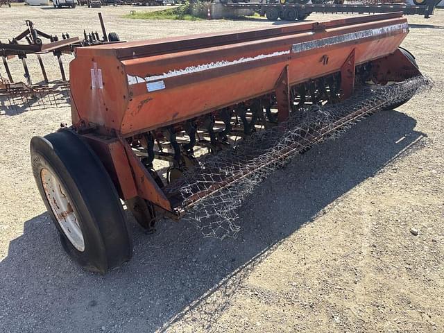 Image of Case IH 5100 equipment image 2