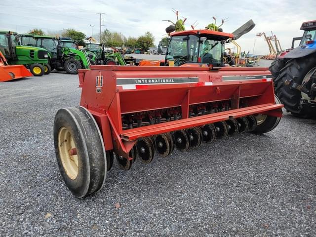 Image of Case IH 5100 equipment image 2