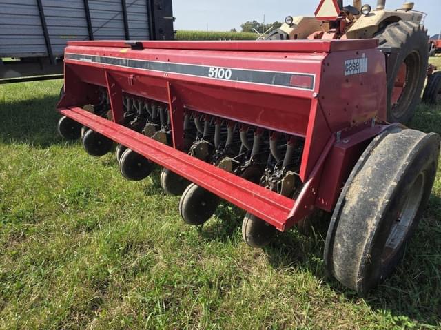 Image of Case IH 5100 equipment image 2