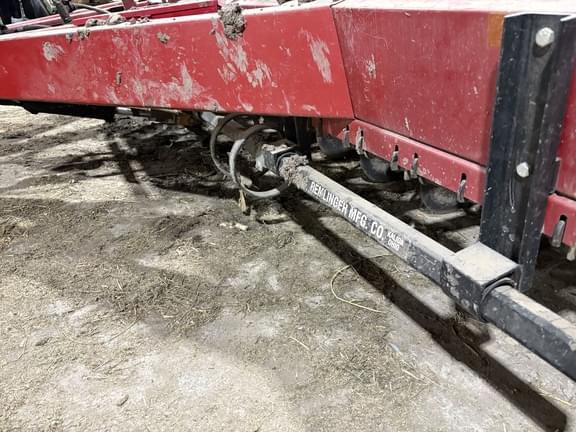 Image of Case IH 5100 equipment image 4