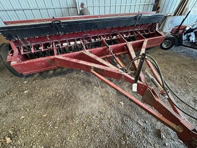 Image of Case IH 5100 equipment image 4