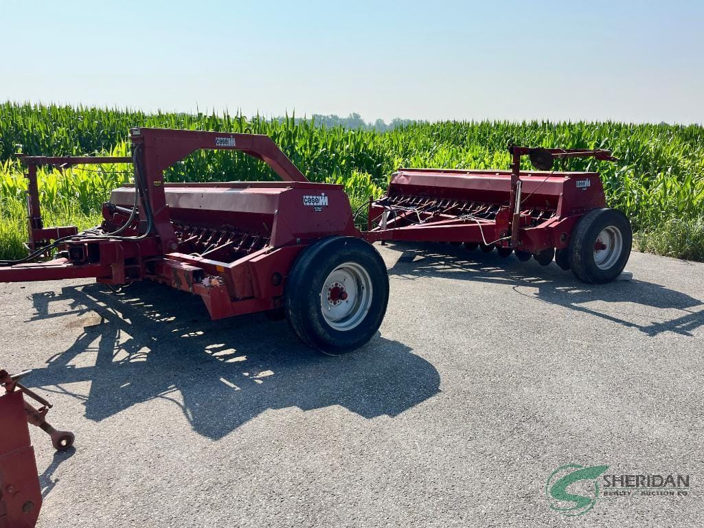 Case IH 5100 Equipment Image0