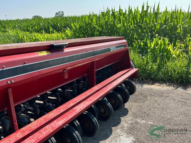 Image of Case IH 5100 equipment image 3