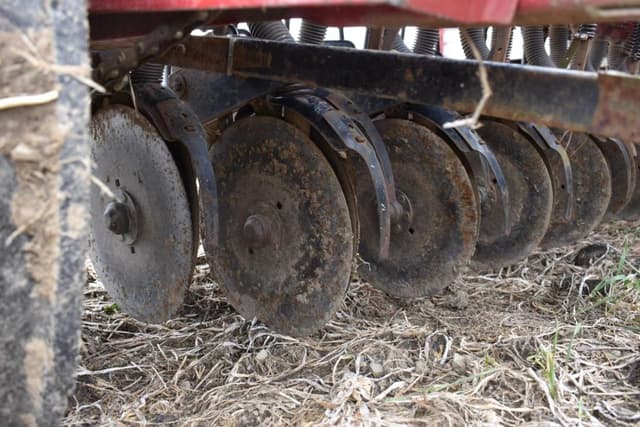 Image of Case IH 5100 equipment image 4