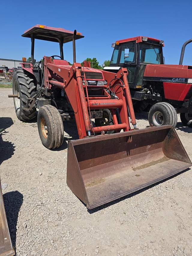 Image of Case IH 5130 equipment image 2