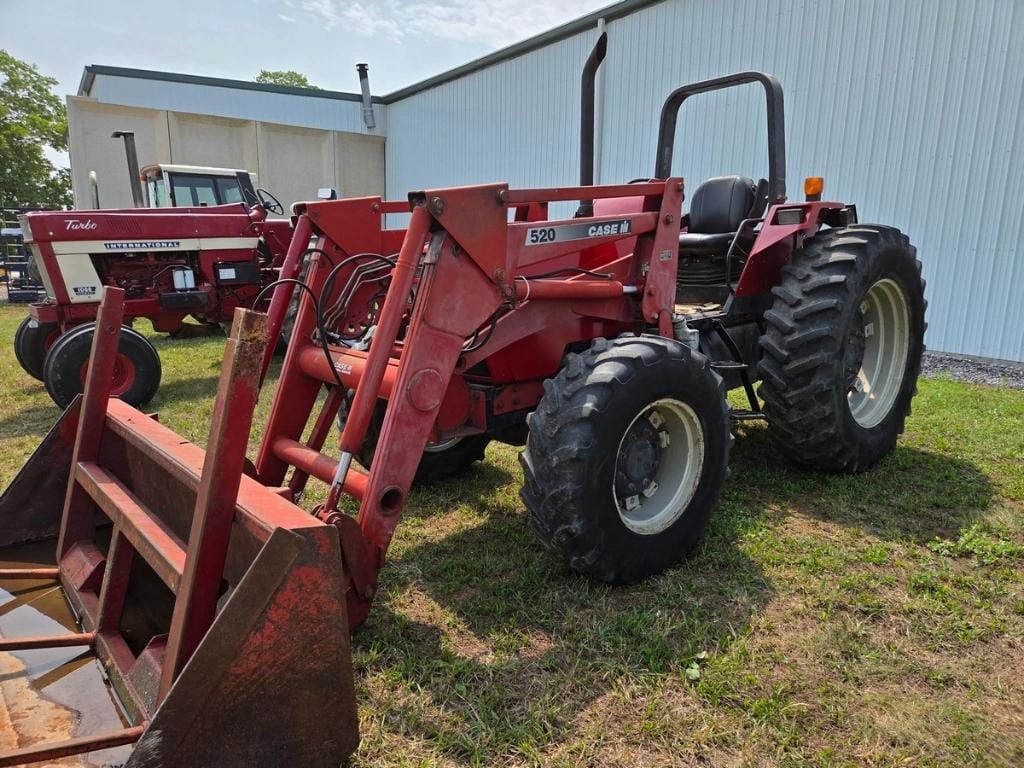 Case IH 5220 Equipment Image0