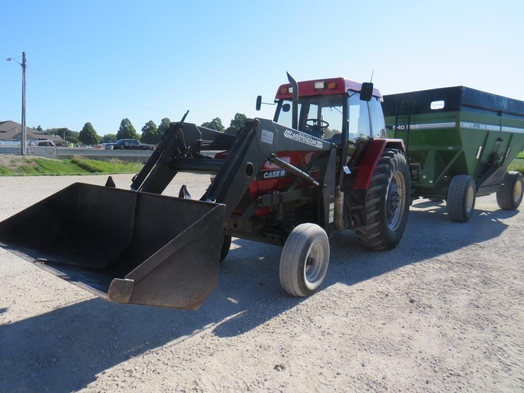 Case IH 5230 Equipment Image0