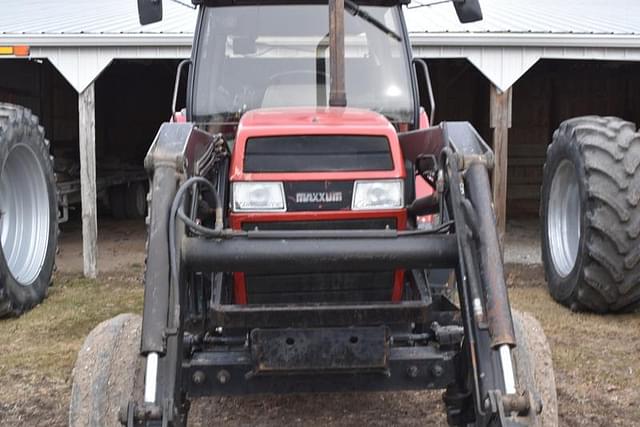 Image of Case IH 5230 equipment image 4