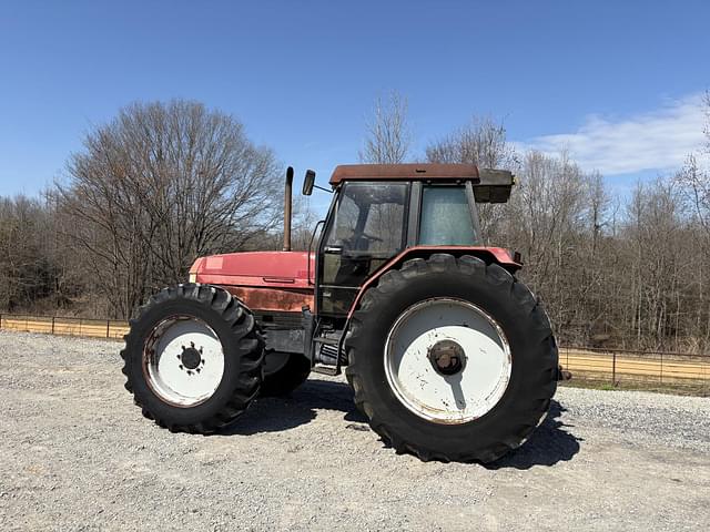 Image of Case IH 5240 equipment image 4