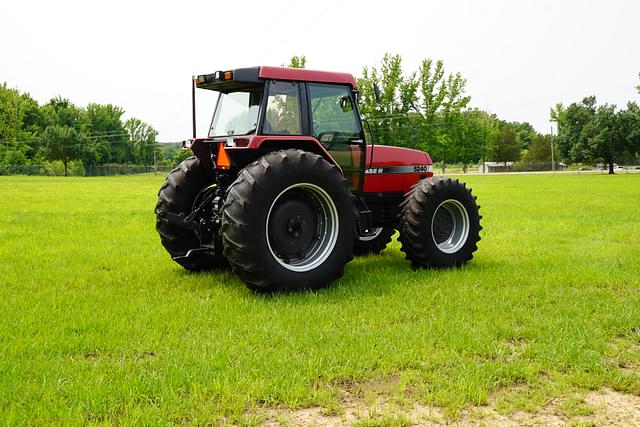 Image of Case IH 5240 equipment image 2