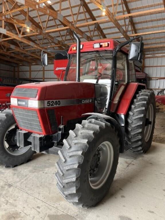 Image of Case IH 5240 equipment image 4