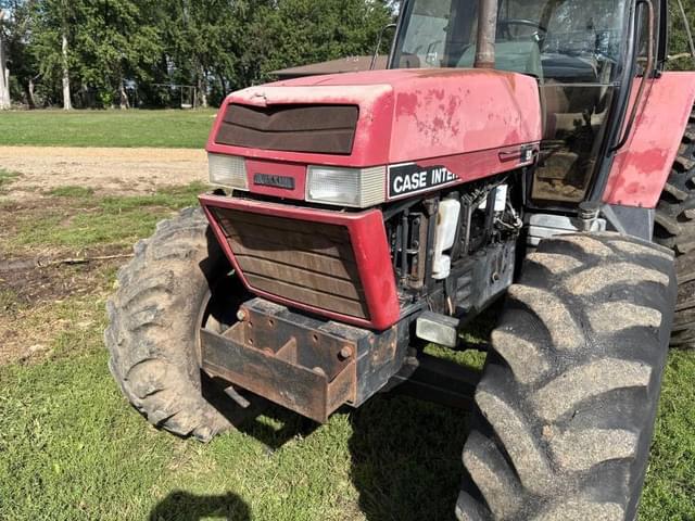Image of Case IH 5240 equipment image 1