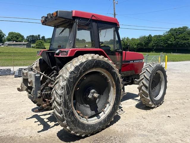 Image of Case IH 5240 equipment image 4