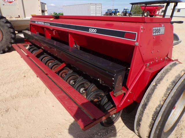 Image of Case IH 5300 equipment image 4