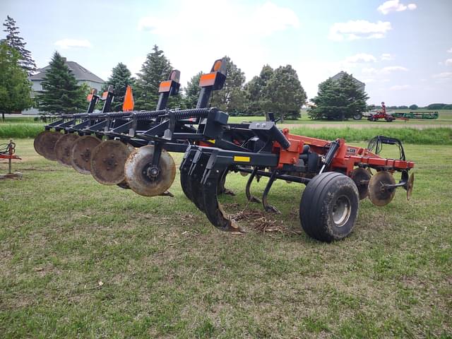 Image of Case IH Ecolo-Tiger 530B equipment image 4