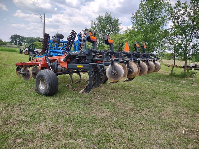 Image of Case IH Ecolo-Tiger 530B equipment image 2