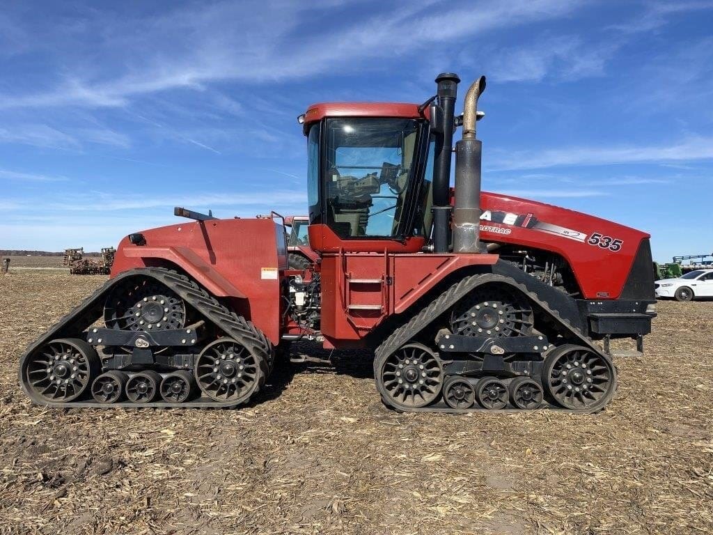 Case IH Steiger 535 Equipment Image0