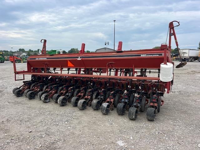 Image of Case IH 5400 equipment image 4
