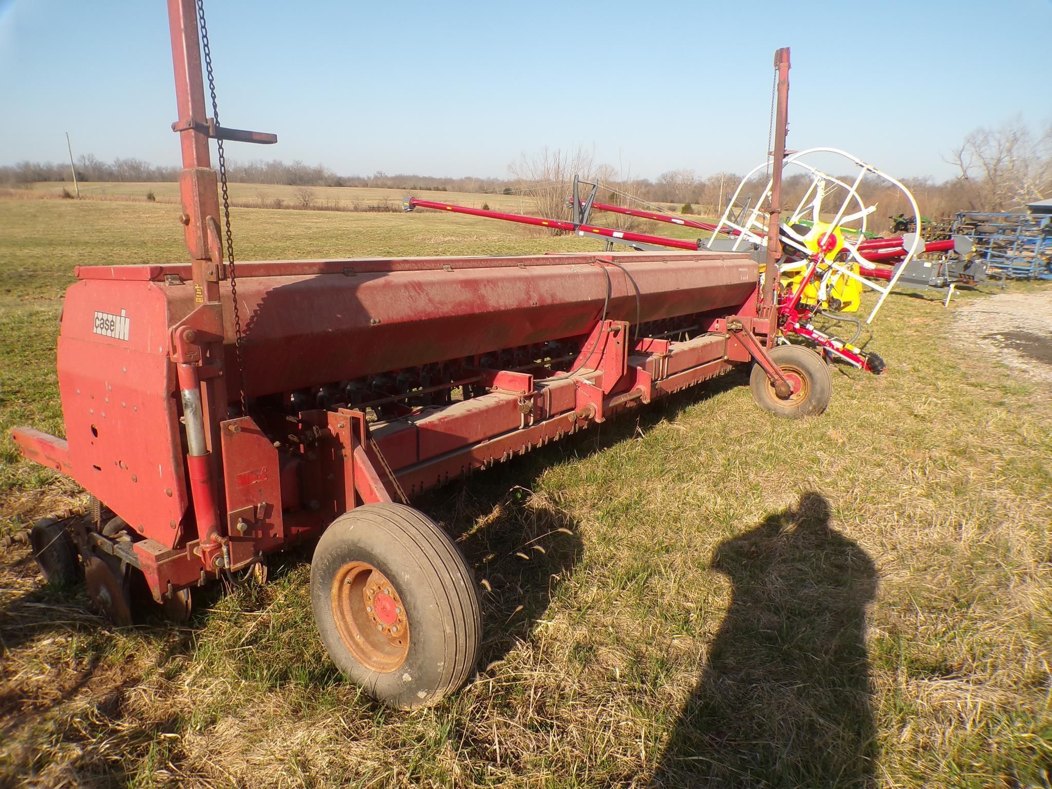 Case IH 5400 Equipment Image0