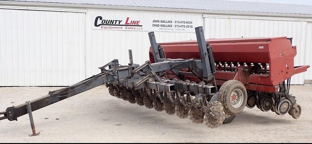Case IH 5400 Equipment Image0