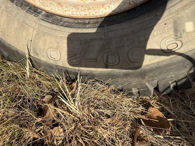 Image of Case IH 550 equipment image 2