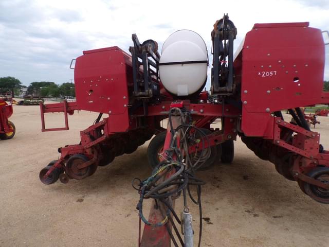 Image of Case IH 5500 equipment image 2